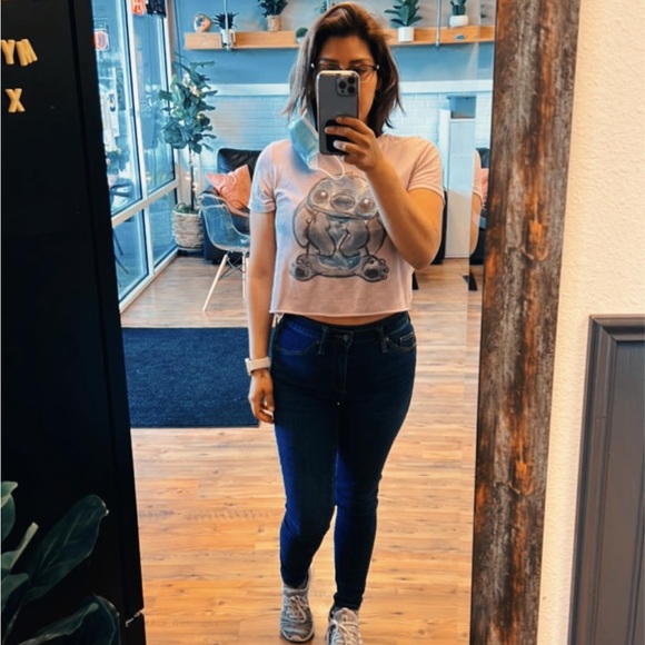 Poshmark profile picture for @hgh